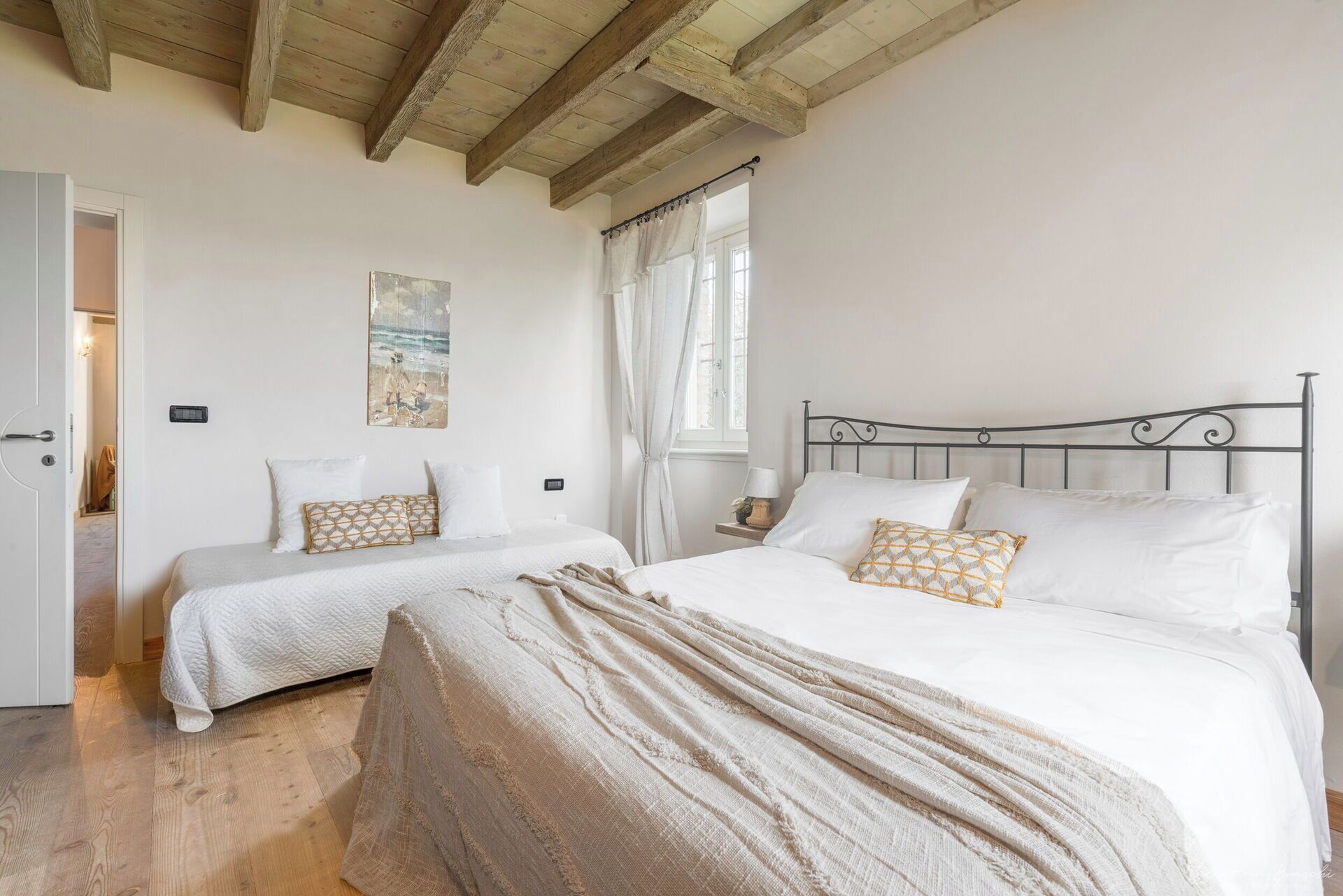 Beautiful Apartment In Villa For 4 Guests With Wifi, A/c, Pool, Close To Sirmione - Sirmione