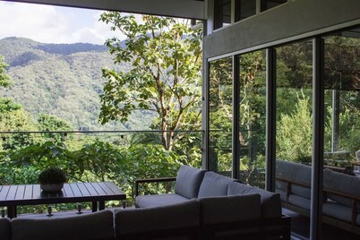 Rainforest Retreat Pool W Stunning Views