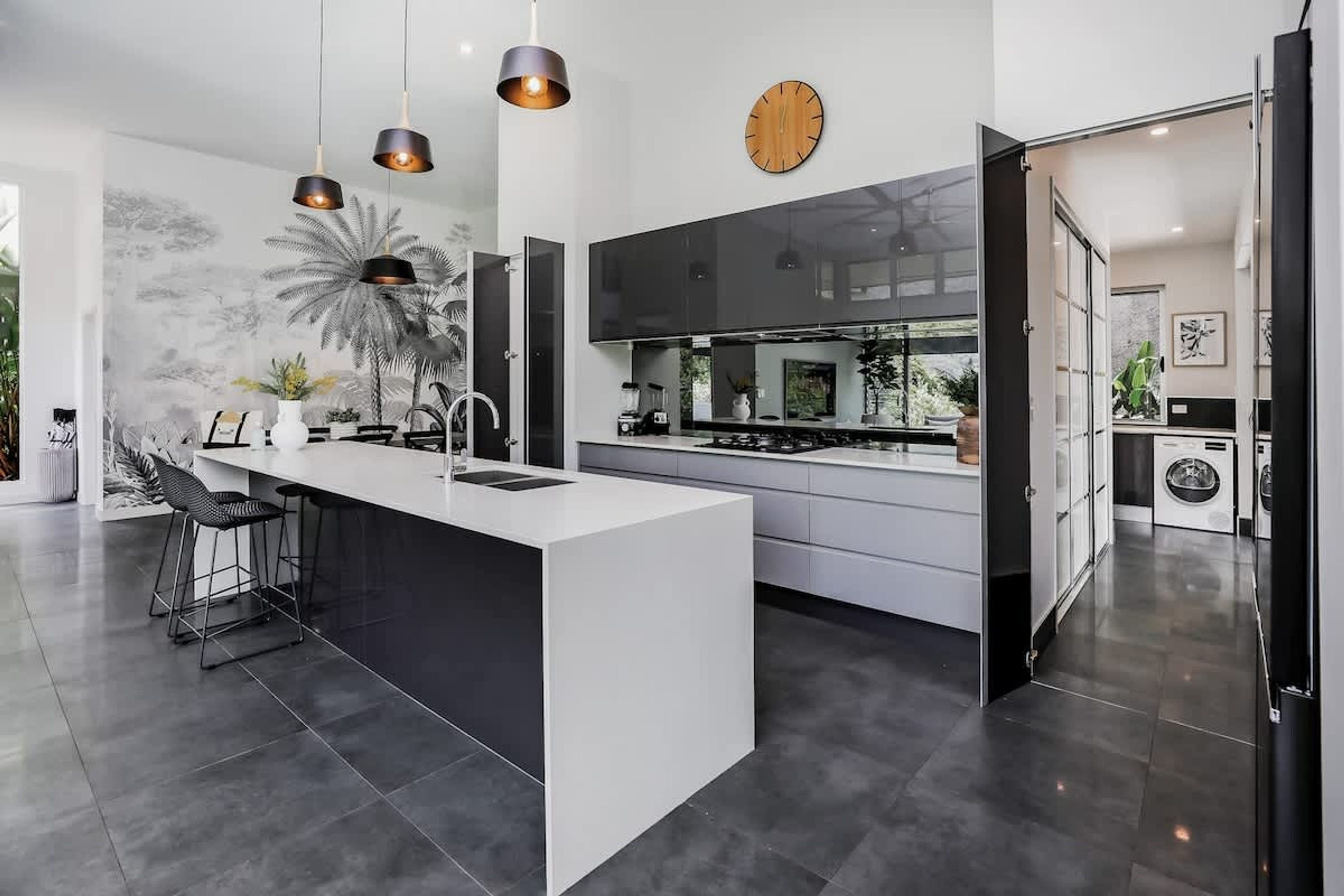 4 bedrooms