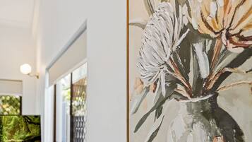 Apartment | 2 bedrooms, Internet