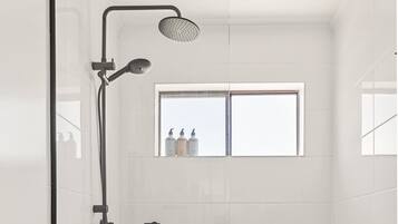 Apartment | 2 bedrooms, Internet