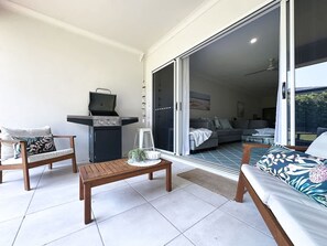 4 bedrooms - The Nook - Pet Family-friendly 4-bedroom (Cairns)