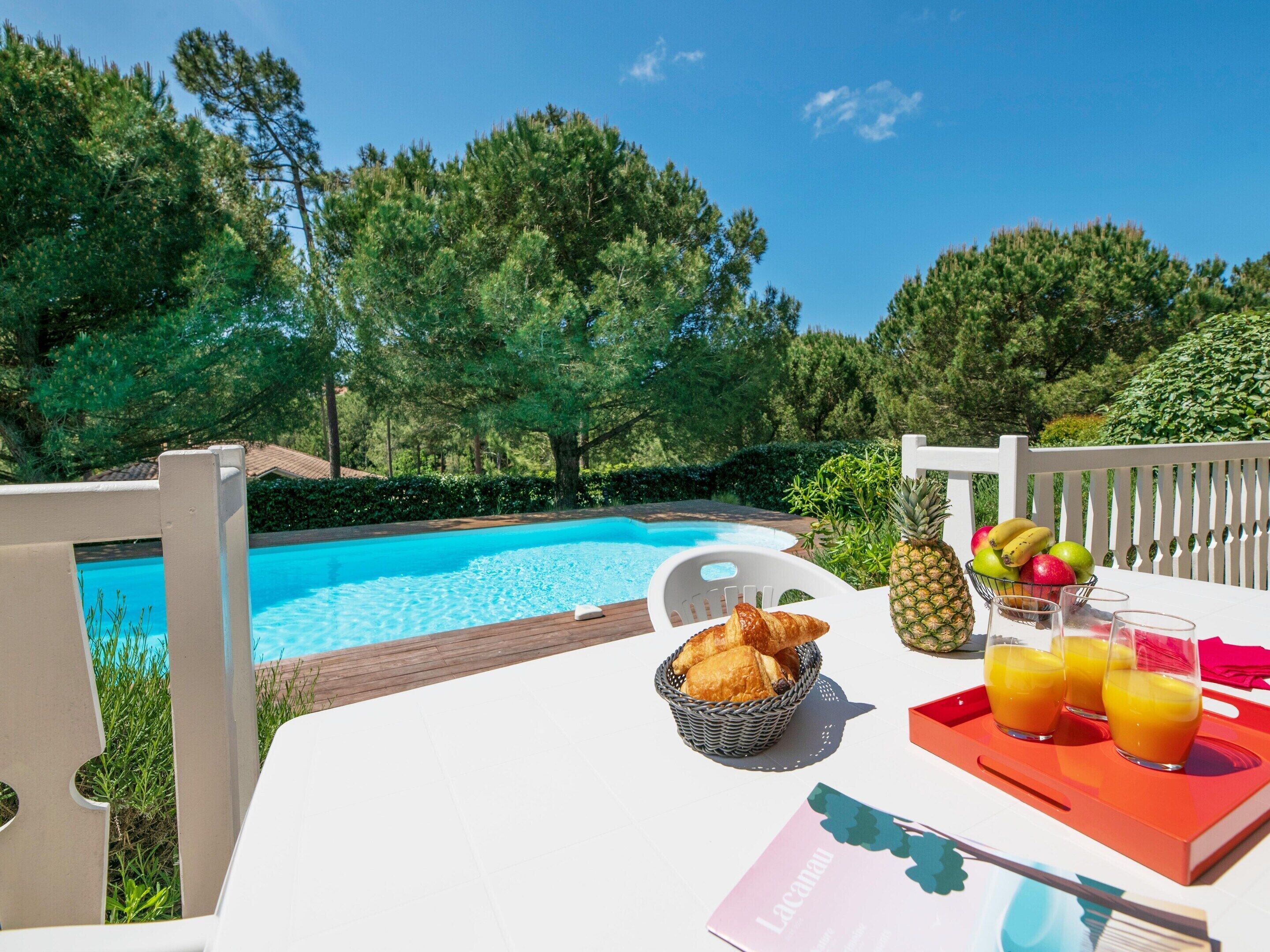 Villa | Pool | Indoor pool, outdoor pool