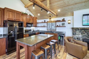 Interior - Private Lakefront Home w/ Dock & Patio in Walker (Walker)