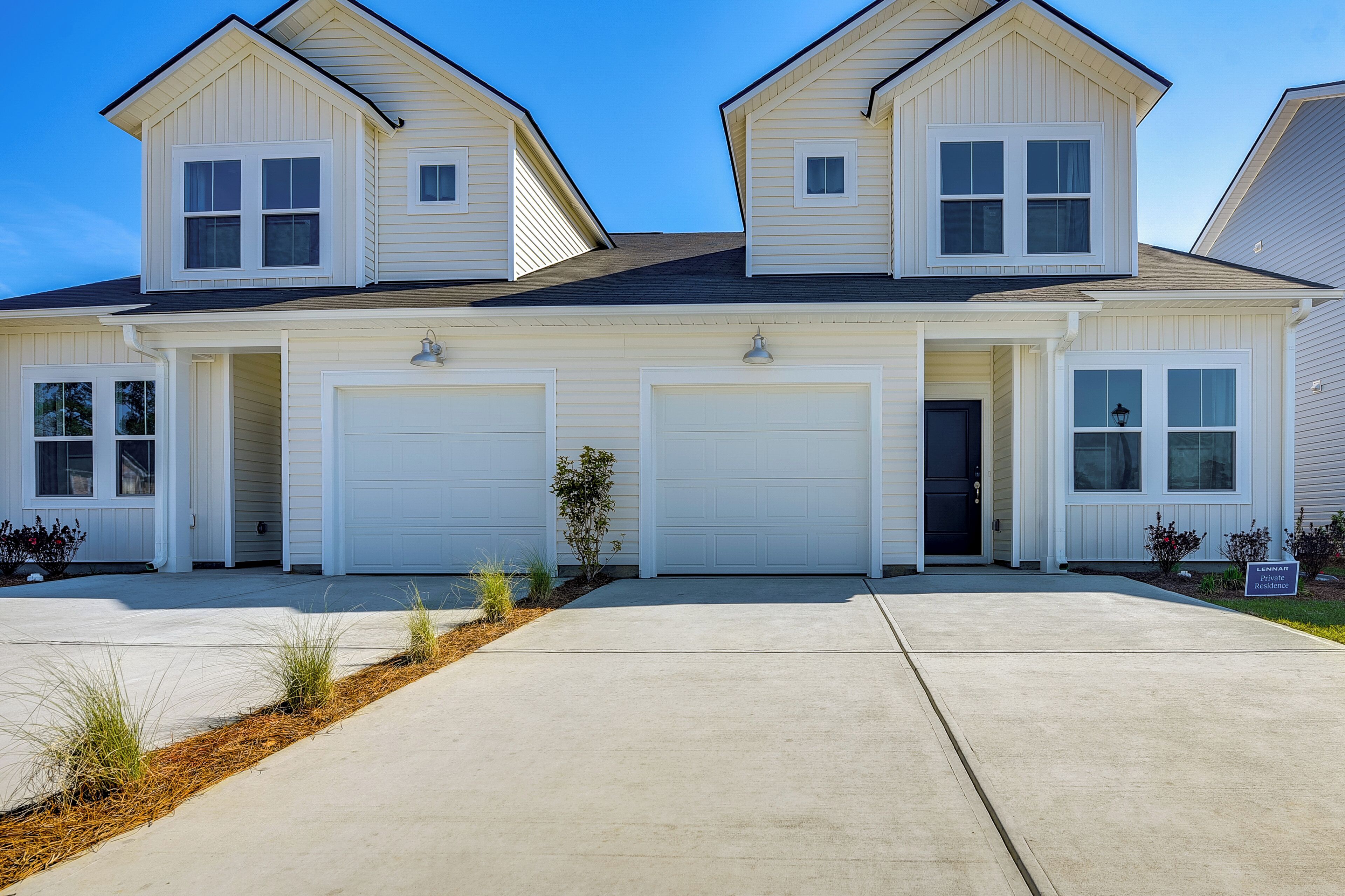 Apartment (6 Bedrooms) | Front of property