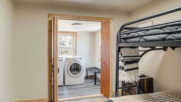 Apartment (3 Bedrooms) | Interior