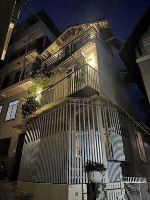 家庭双人房, 2 张大床, 客房清洁服务, 城市景观 | 客房景观
