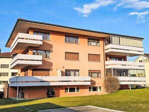 Esterni