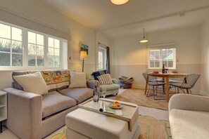 TV, fireplace - Rose Cottage, Docking, Norfolk (Docking)