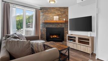 TV, fireplace, table tennis