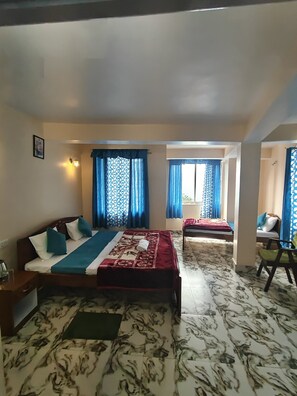 Family Room, Balcony, Mountain View - REJOICE HOMESTAY  (Darjeeling)