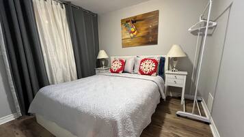 1 bedroom, iron/ironing board, free WiFi