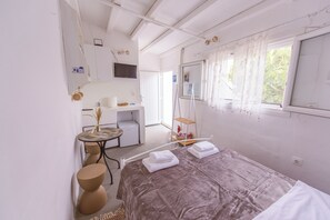 Room - Mykonian Bliss Studio by ΜΡS (ΜΥΚΟΝΟΣ)