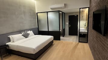 Desk, blackout curtains, iron/ironing board, free WiFi