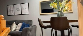 Charming 3-bedroom townhome with AC in wonderful Laurel