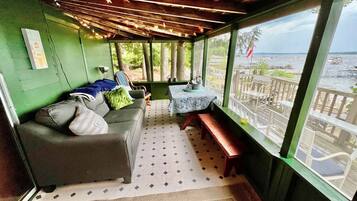 Villa, 2 Bedrooms | Ruang tamu