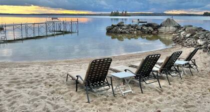 Beachside On Sebago Limit 6 2 Bedroom Villa