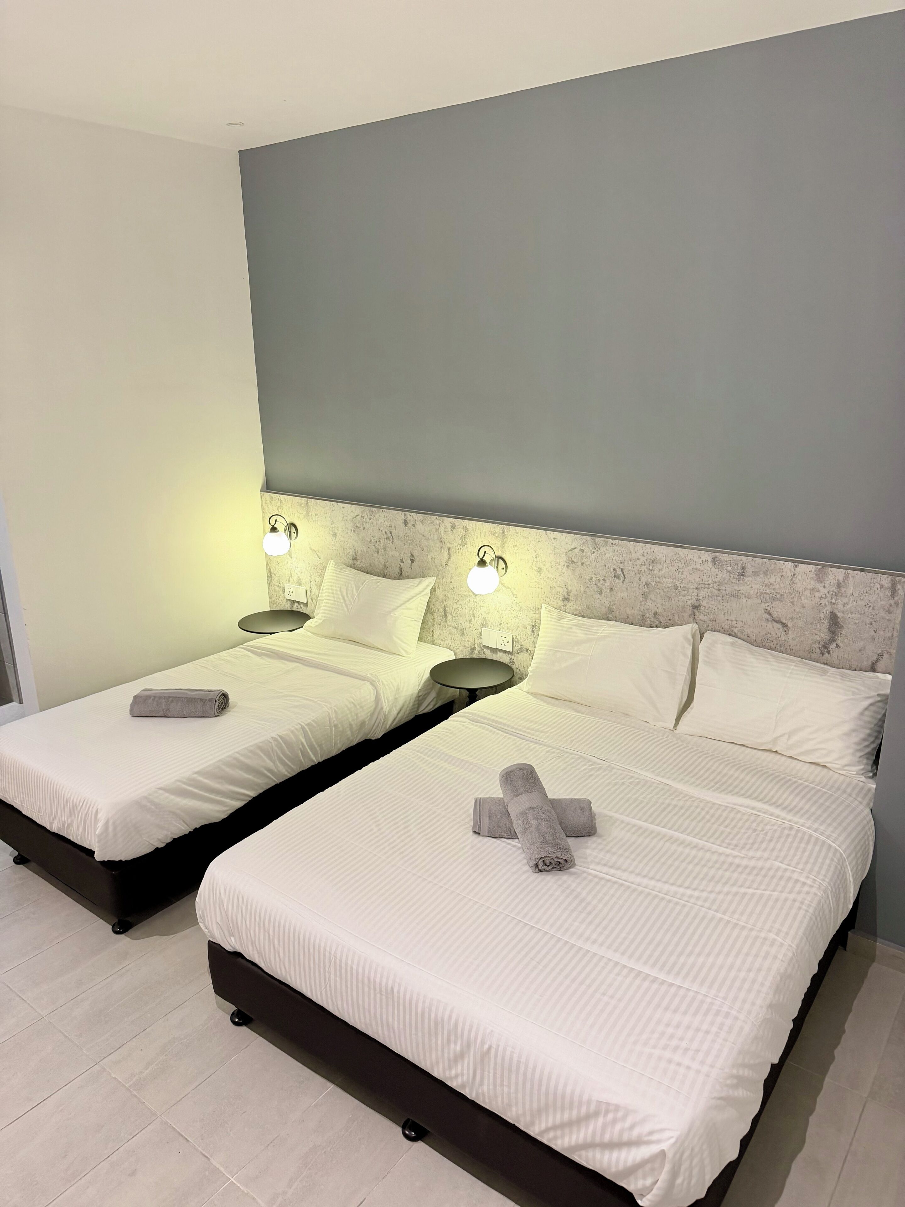 Family Triple Room, Non Smoking | Desk, laptop workspace, iron/ironing board (on request), WiFi (free)