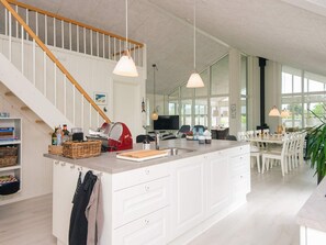 House | Interior - 5 Star Holiday Home in Juelsminde (Juelsminde)