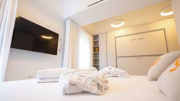 Minibar, in-room safe, laptop workspace, soundproofing