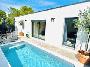 Outdoor pool - La Parenthèse - Villa with pool 2 min from Uzès - 6 people - 3 bedrooms (Saint-Maximin)