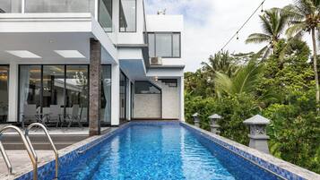 Vila Desain, 3 kamar tidur, kolam renang pribadi, pemandangan bukit | Kolam renang