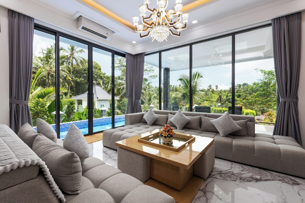 JoeWell Villas