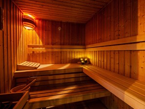 Apartment | Spa treatment - Oceanfront Duplex Retreat in Biscarrosse (Biscarrosse)
