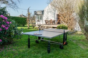 House | Outdoor dining - Cozy Holiday Home Near the sea (Porspoder)