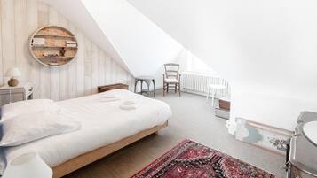 House | 4 bedrooms, individually furnished