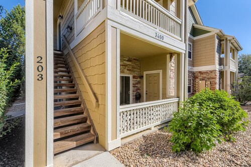 New Listing! Broadlands Condo | Pool | Hot Tub | Mountain Views