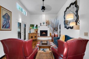 TV, fireplace - Desert Estate w/ Pool, Spa, Views & Putting Green (Tucson)
