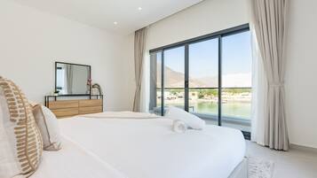 In-room safe, iron/ironing board, free WiFi, bed sheets