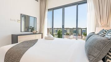 In-room safe, iron/ironing board, free WiFi, bed sheets