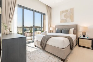 In-room safe, iron/ironing board, free WiFi, bed sheets - Well-Appointed 4BR Villa with Private Pool, Sea & Mountain Views, Near to Beach (Fujairah)