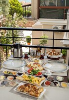 Desayuno continental incluido todos los días 