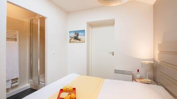 3 bedrooms