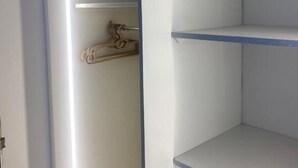 Deluxe Double Room, Mountain View | Interior - Pyramids essence view  (Giza)
