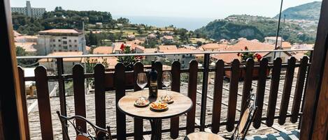 Classic Room, Balcony, Sea View | Outdoor dining