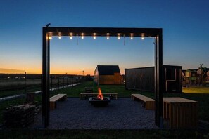 Property grounds - Holiday homes with access to a pool, sauna and jacuzzi (Kopan)