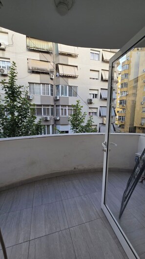 Property grounds - Tirent Apartment - Komuna e Parisit 3 (Tiranë)