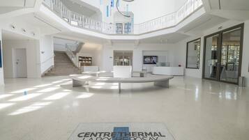 Huoneisto | Aula