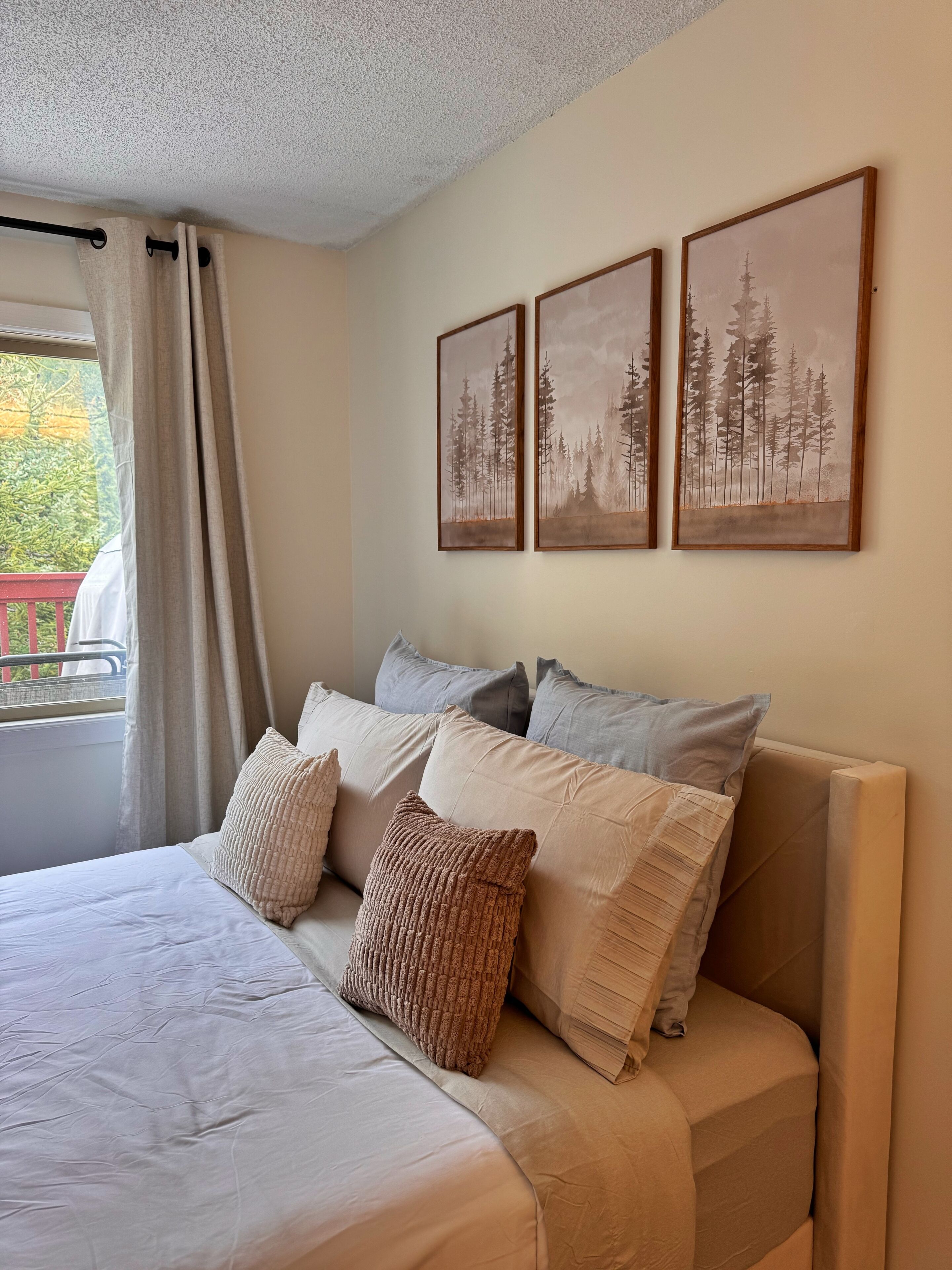 1 habitación, tabla de planchar con plancha, wifi y ropa de cama 