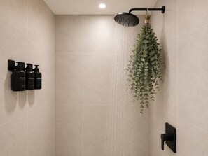 Hair dryer, towels - Wellness Studio | Rooftop Pool & Skyline Views (Miami)