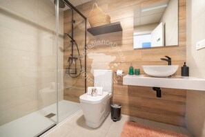 Shower, hair dryer, towels - CostaBlancaDreams - Silver Tower 7A in Calpe (Calpe)