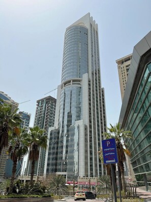 Exterior - Cosmos Living Elite Studio Near Metro (Dubai)