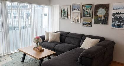 Private Scandinavian Apartment with Hafnarfjall View