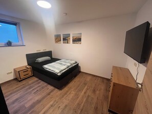 2 Schlafzimmer, WLAN, Bettwäsche