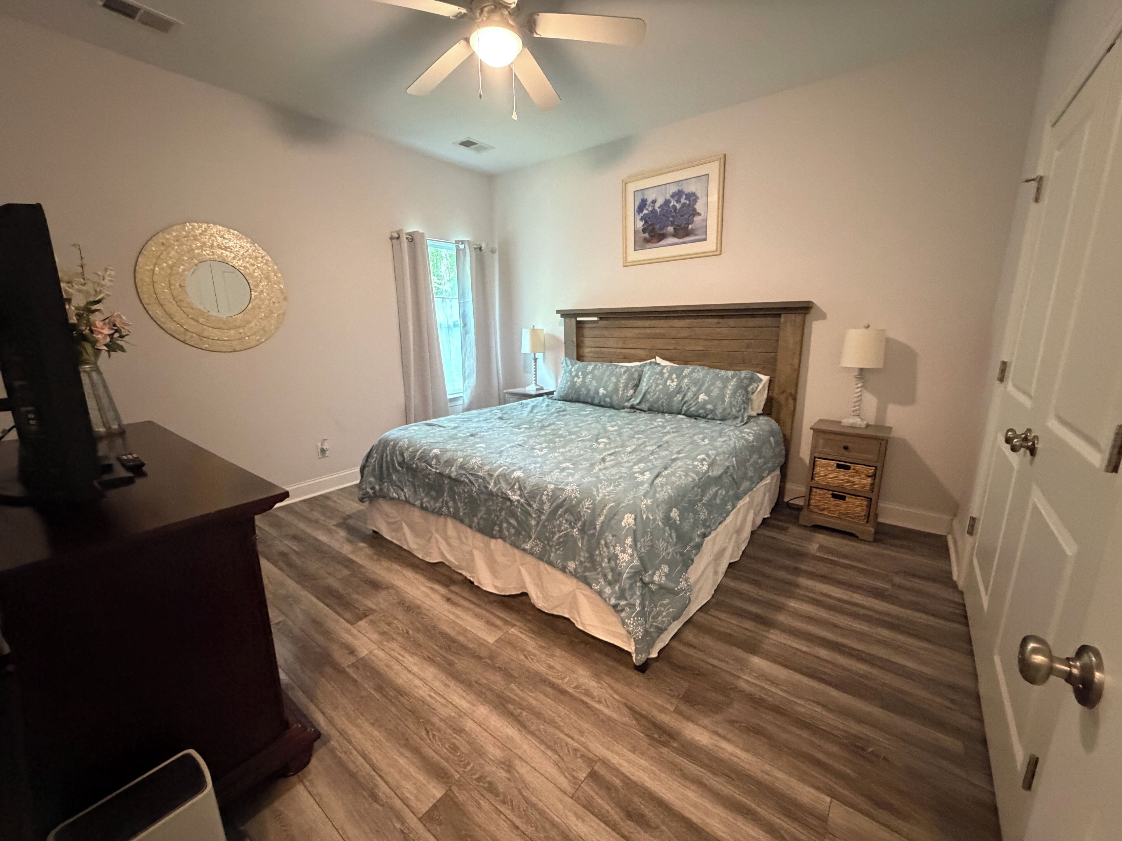 2 chambres, fer et planche à repasser, Wi-Fi gratuit, draps fournis