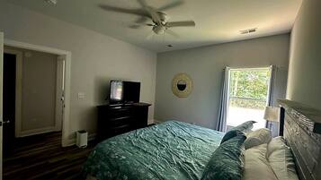 WiFi, bed sheets